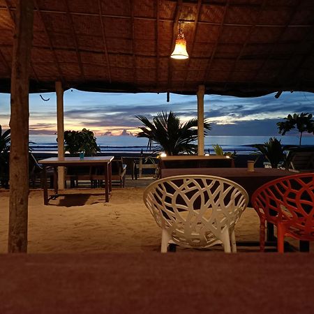 Shantaram Beach Huts Арамбол Екстериор снимка